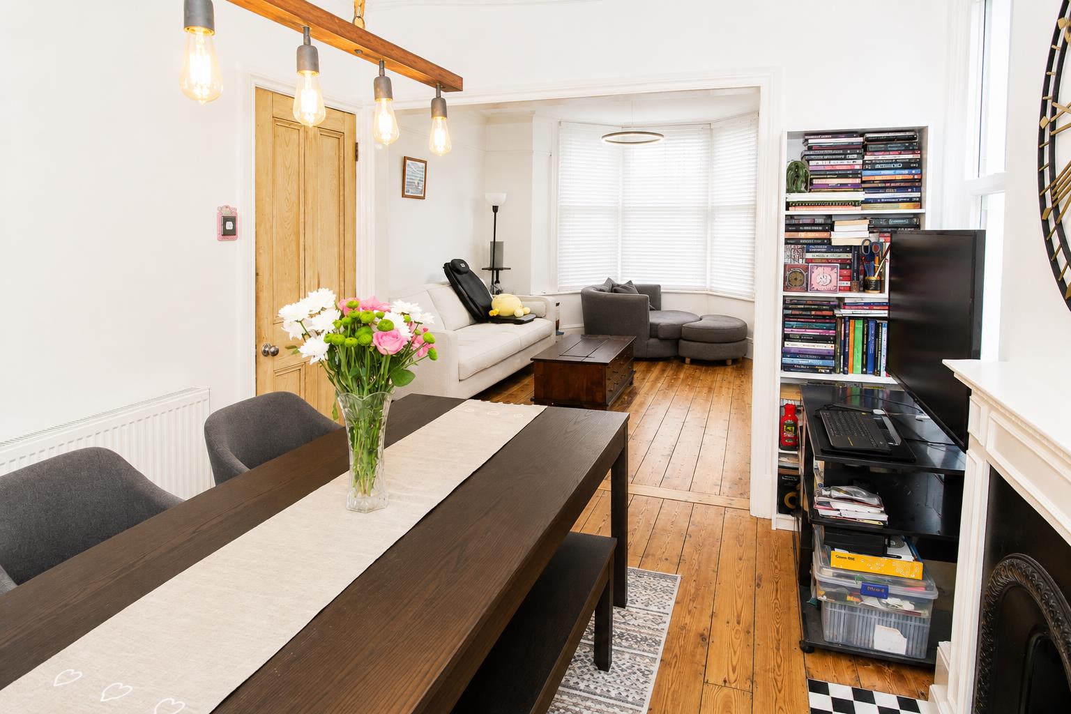 4 bed property in Westmead road, Sutton